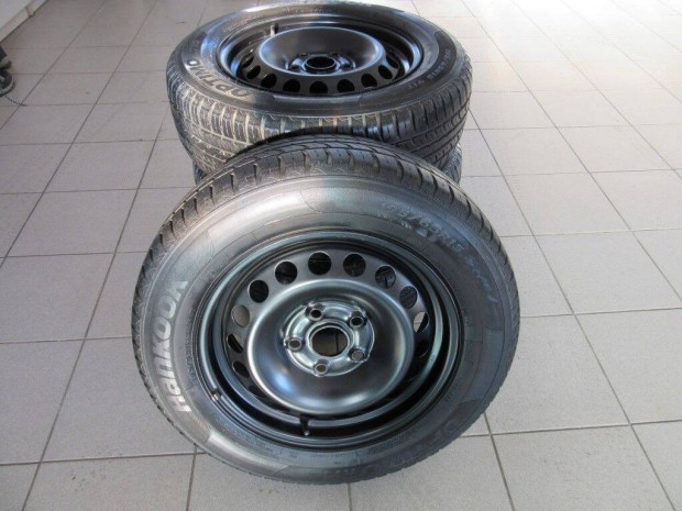 Skoda ac�lfelni Hankook ny�rigumival elad�