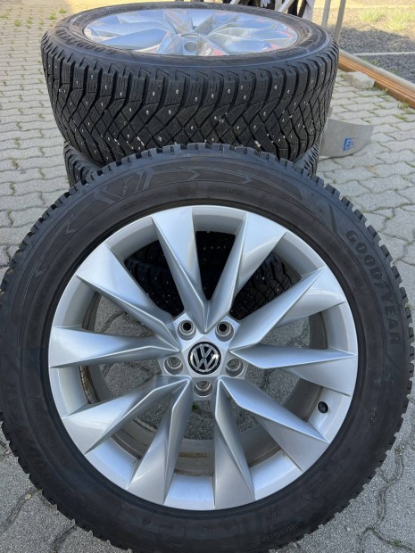Skoda alufelni 19" tiguan superb octavia Enyaq kodiaq alufelni 19"