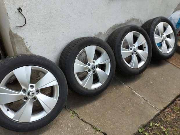 Skoda alufelnik, 17"-os gumikkal eladók