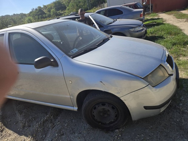 Skoda fábia 1.2 bontott alkatrészei