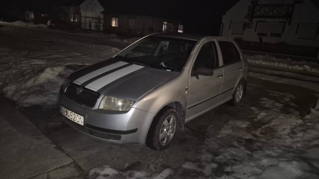 Skoda f�bia 1.4 benzin alkatr�szei elad�k