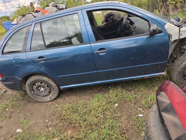 Skoda fbia 1.4 bontott alkatrszei 
