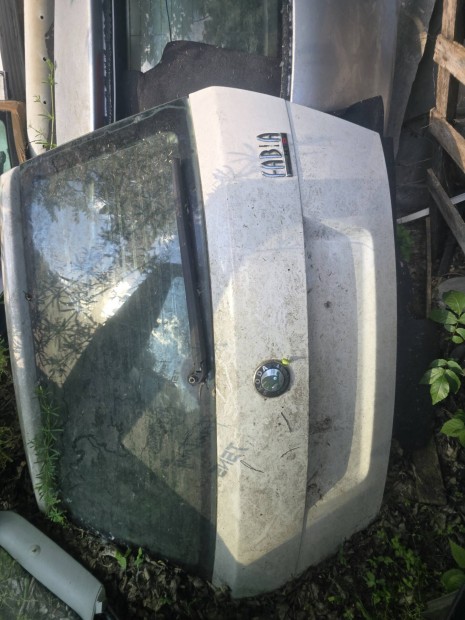 Skoda fbia 6Y csomagtr ajt 
