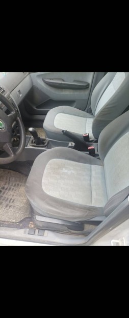 Skoda fábia 1.4 bontott alkatrészei