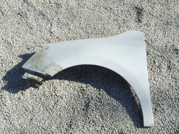 Skoda f�bia bal s�rv�d� 2014-t�l javitani kell!!