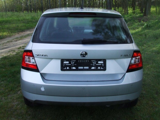 Skoda fbia csomagtrajt csomagtr ajt 2014 tl