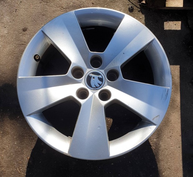 Skoda fabia scala gyri alufelni 1db 5JA601025N 15" col