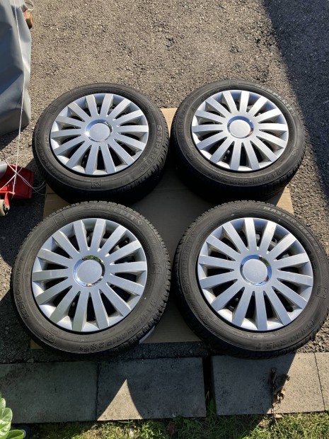Skoda fabia vw polo 15 col 5x100 felni téli gumival
