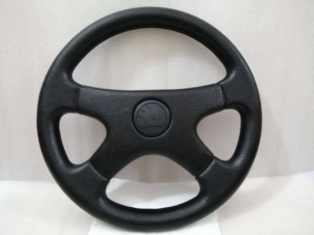 Skoda favorit 120 105 4 k�ll�s korm�ny �jszer�