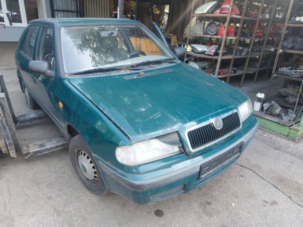 Skoda felicia 1.3 alkatrészei