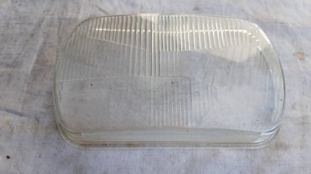 Skoda fényszóróüveg H4 S105,S120, S130 hoz új