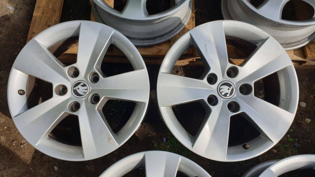 Skoda gyári alufelni 16" col