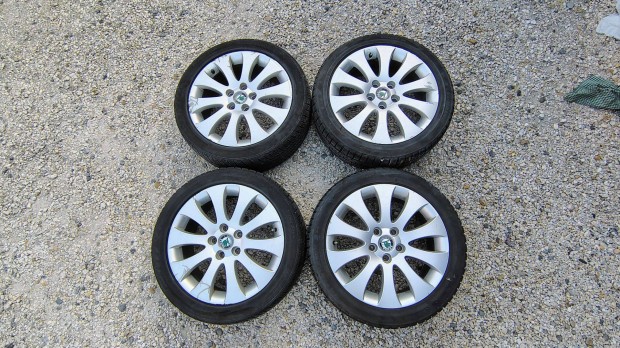 Skoda gyri felni