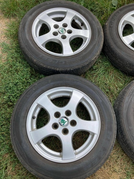 Skoda gyári könnyűfém felni 4 db
