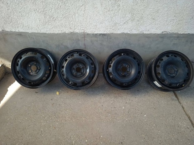 Skoda lemezfelni, aclfeni