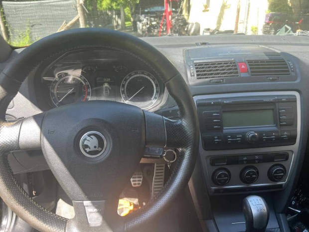 Skoda octavia 2.0cr Rs Bonts