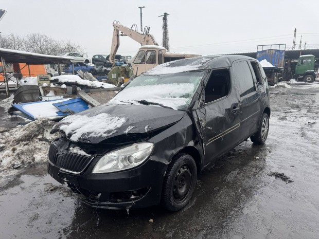 Skoda roomster bontott alkatr�szek