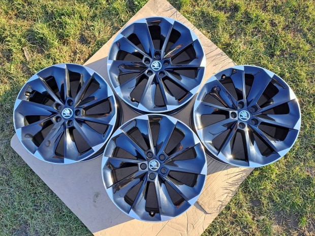 Skoda superb 3 " Supernova " alufelni 18" 5x112 octavia kodiaq karoq