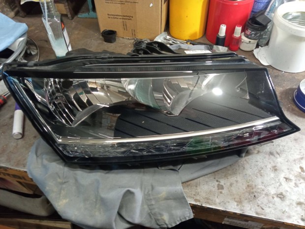 Skoda superb 3 jobb f�nysz�r�, l�mpa xenon. Hib�tlan elad�