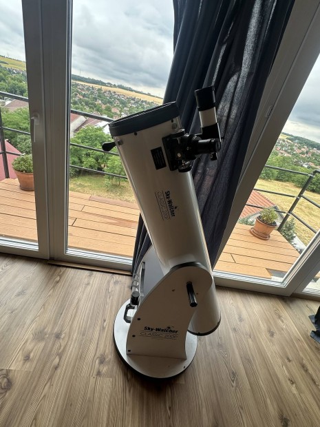 Sky-Watcher Classic 200p