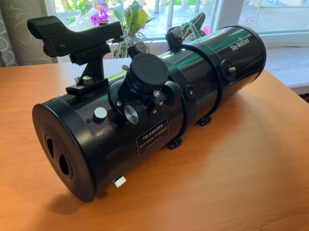 Skywatcher 130/650 + 114/500 Newton + Az Go-To + Sok Kiegészítő