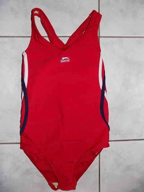 Slazenger, piros frdruha 7-8 vesre