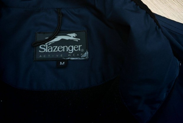 Slazenger sötétkék férfi vékony dzseki M címke XL-re is ajánlom!