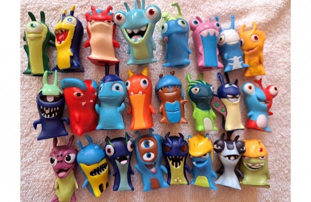 Slugterra figurk/24 darabos