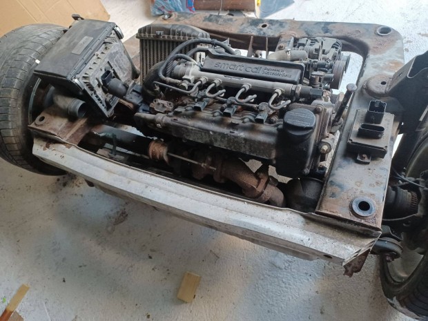 Smart 450 OM660 0.8 dci motor + v�lt� + fut�m�