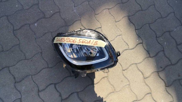 Smart 453 jobb f�nysz�r� elad�