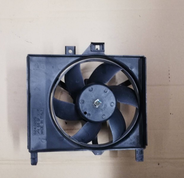 Smart Fortwo 450 intercooler ventiltor