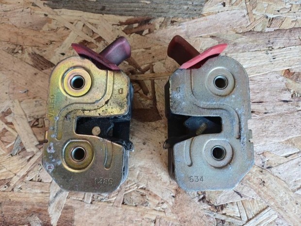 Smart Fortwo (1997-2006) Csomagt�rajt� Z�r