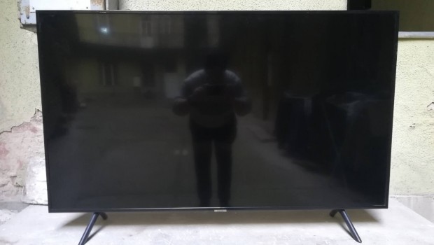 Smart TV 139centis Samsung uhd 4k led tv elad. 