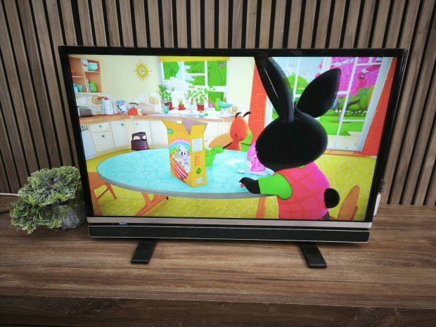 Smart WIFI 82CM LED TV. Mindig tv. Usb.
