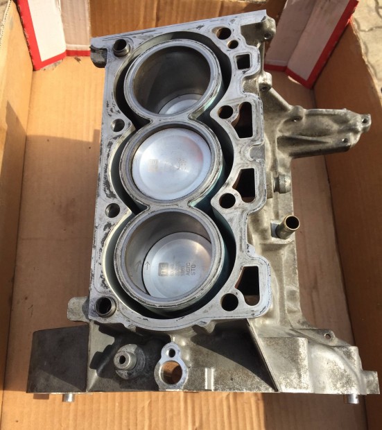 Smart fortwo 450 benzines 600-as motor motorblokk fztt blokk