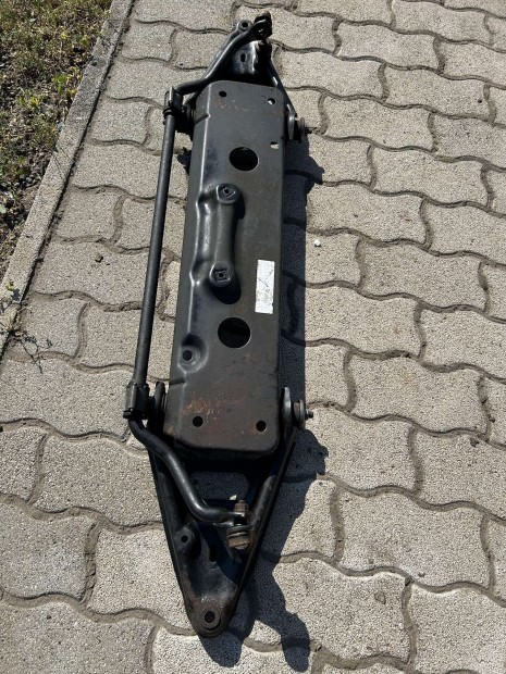 Smart fortwo 450 első futómű bölcső segédkeret