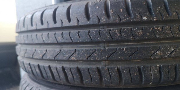 Smart gumi 145/65 175/55 R15 nyri