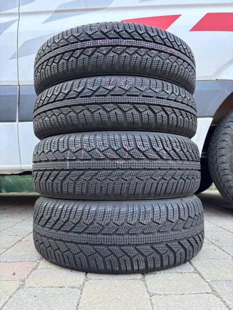 Smart kerk  145/65 r15  175/55r15  Semperit tli gumi