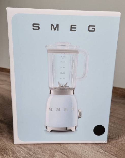 Smeg asztali turmixgp / Teljesen j / r alatt