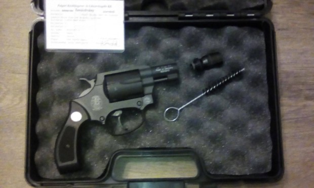 Smith wesson 9mm forgtras gz pisztoly