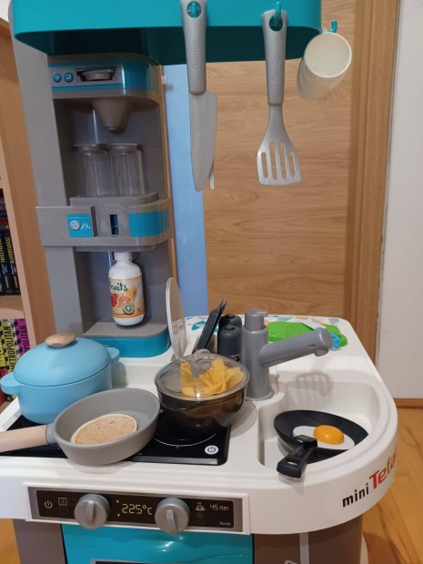 Smoby - Tefal mini studio jtkkonyha minsgi kiegsztkkel