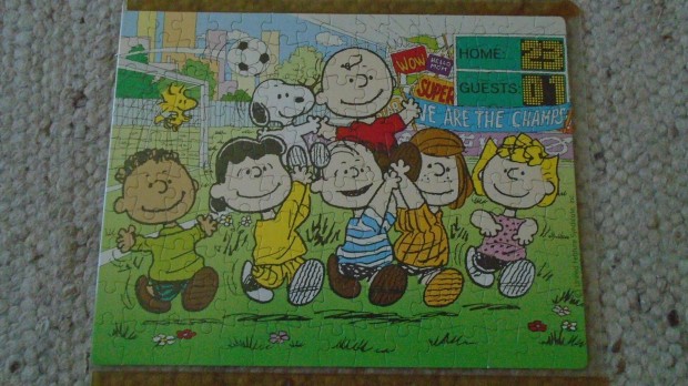 Snoopy - Kinder ris tojsos Puzzle - komplett, paprral egytt