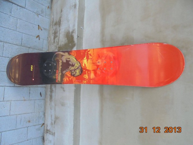 Snowboard deszka 120cm + ajndk 140cm-es