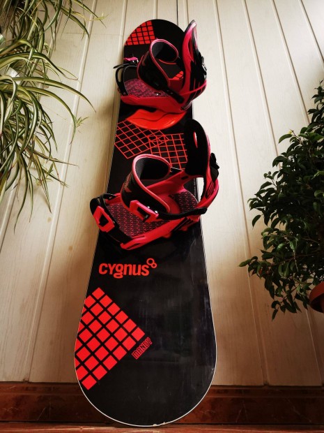 Snowboard elad - Cygnus Mandy - 155cm -