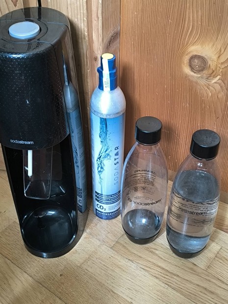 Sodastream Black Spirit szódagép + palack + CO2 patron