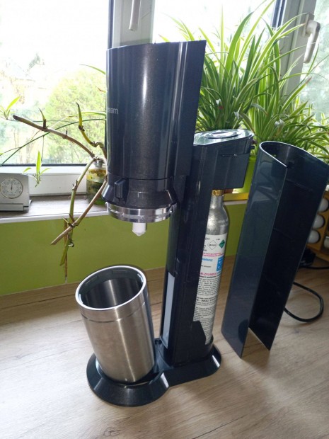 Sodastream Crystal 3.0 + 1 veg palack kupakkal