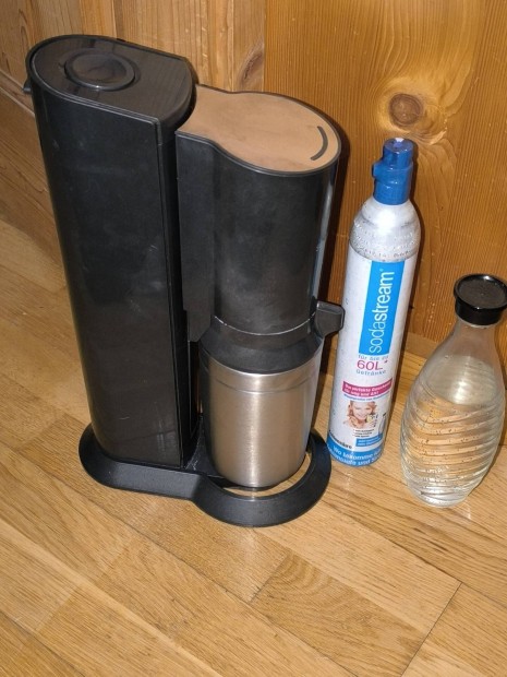 Sodastream Crystal inox szódagép + üveg + CO2 patron
