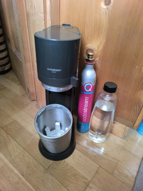 Sodastream Duo  szdagp + palack + CO2 patron