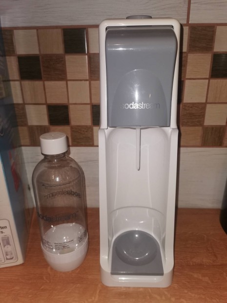 Sodastream Jet szdagp palackkal + res CO2 patronnal