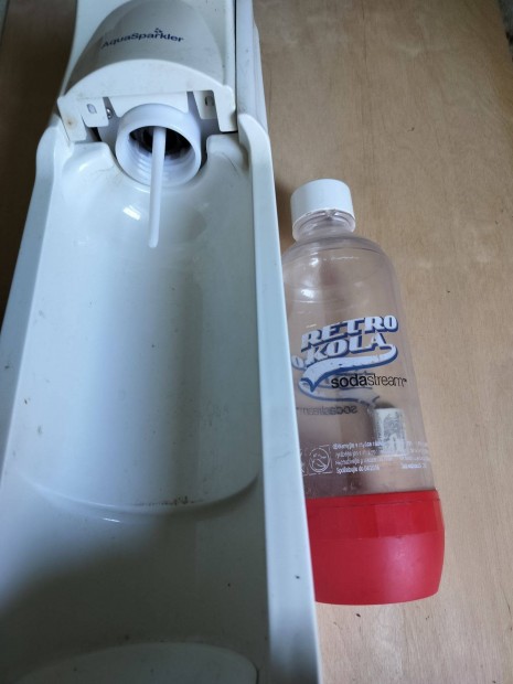 Sodastream szóda készítő + CO2 szifon + palack eladó